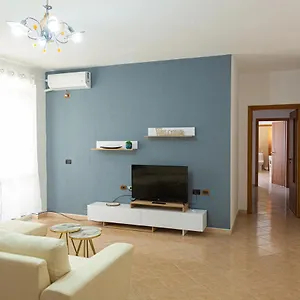 Hana's House Vlorë