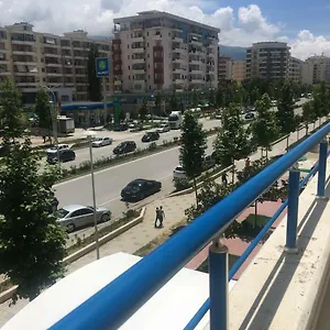 Summer Vlore